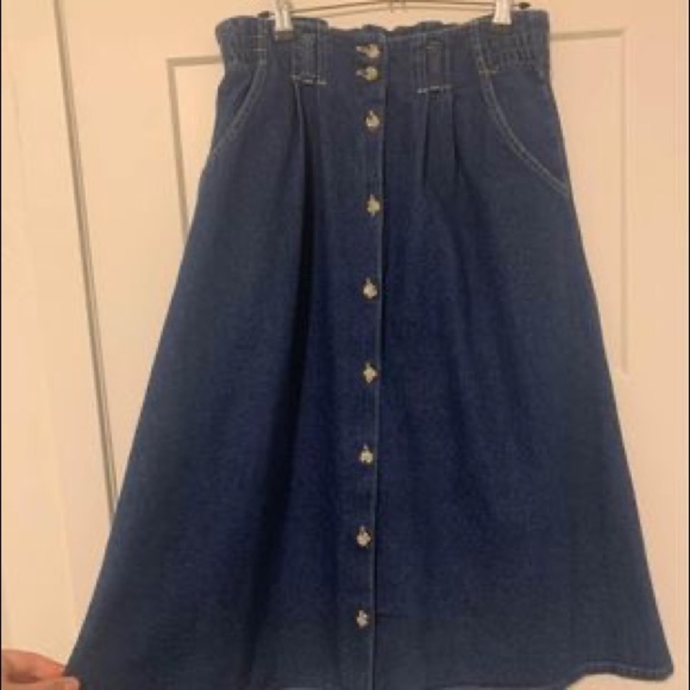 Button down denim skirt